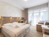 hotel_img
